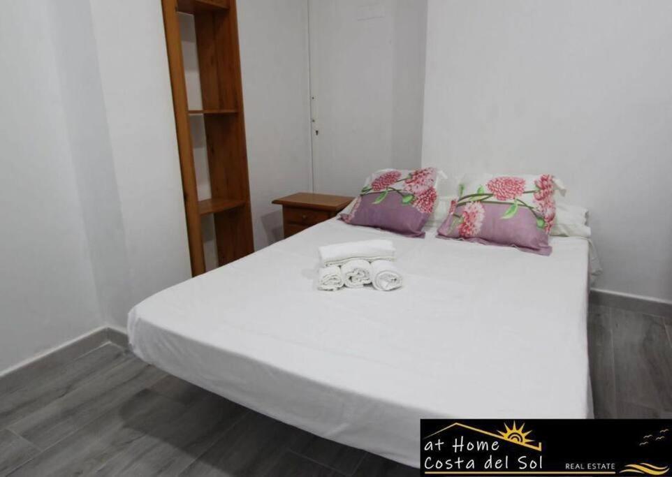 Apartament Bajo Playazo Jimena 6 Nerja Zewnętrze zdjęcie